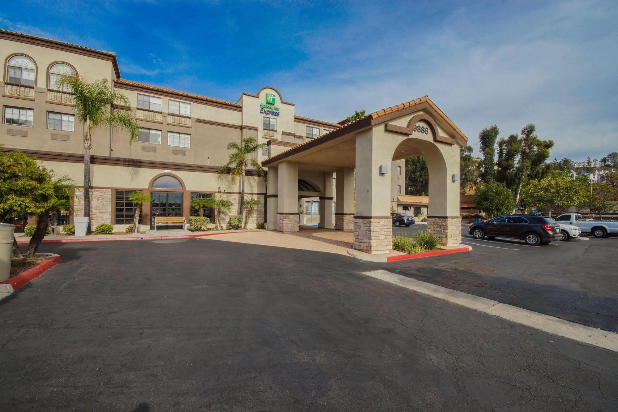 Holiday Inn Express Mira Mesa San Diego By Ihg Buitenkant foto