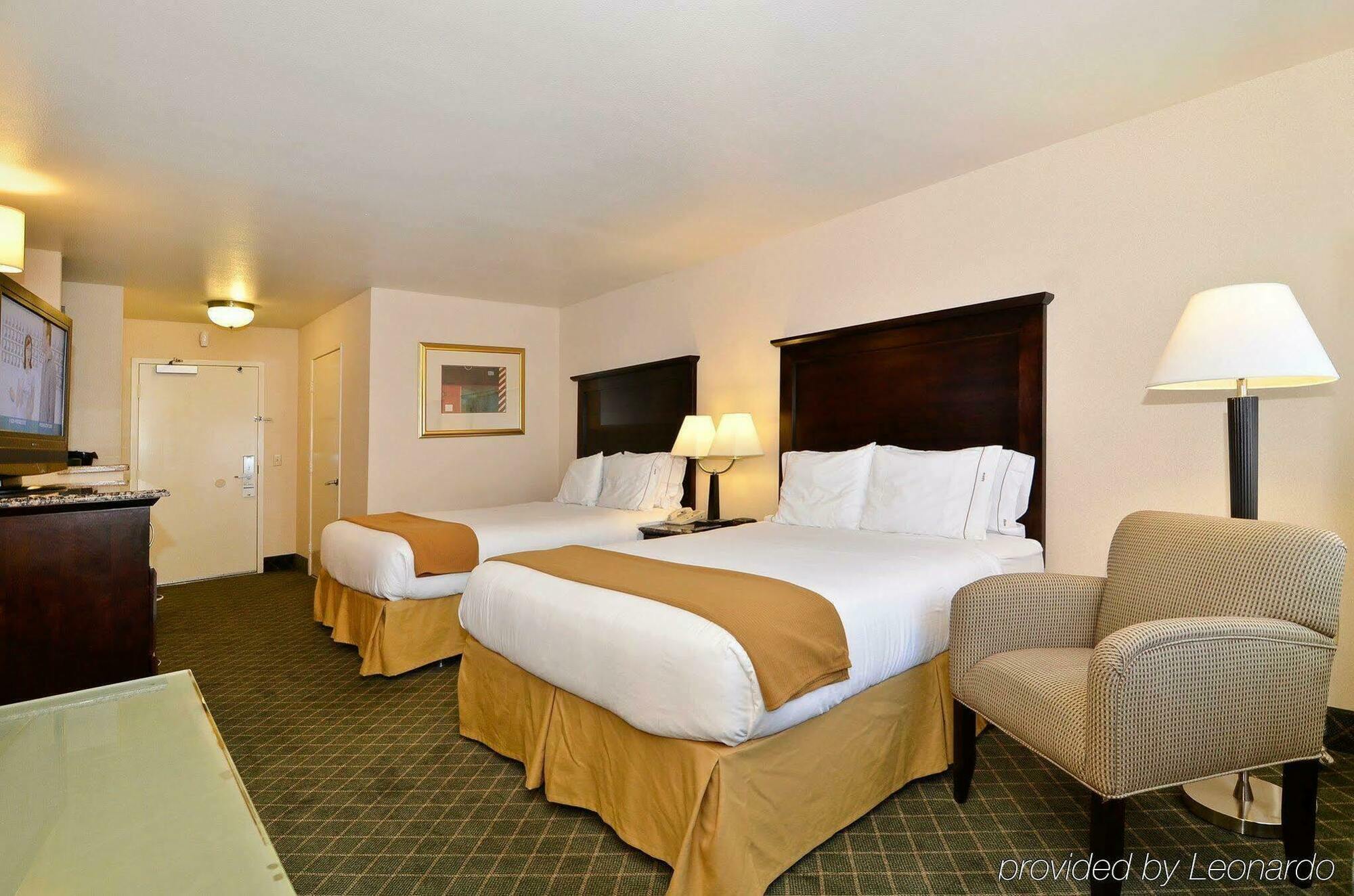 Holiday Inn Express Mira Mesa San Diego By Ihg Buitenkant foto